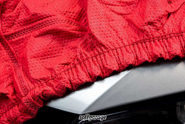 Autoabdeckung - Vollgarage - Car-Cover Samt Red für VW Fox